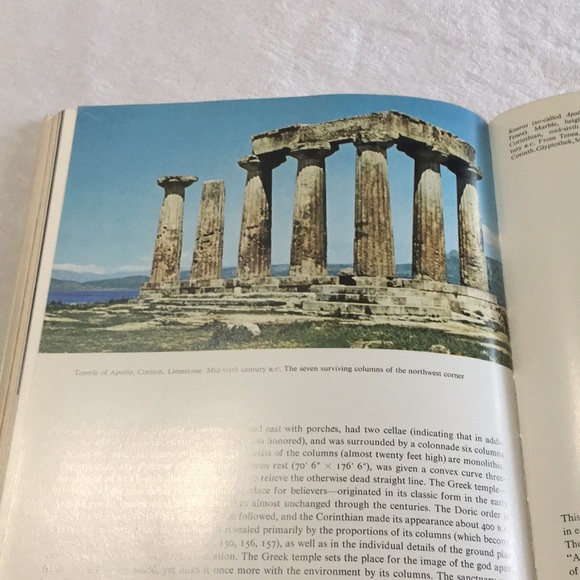 Art of Crete, Mycenae, & Greece. 7 1/2”x9” coffee table book by German Hafner - Picture 7 of 16